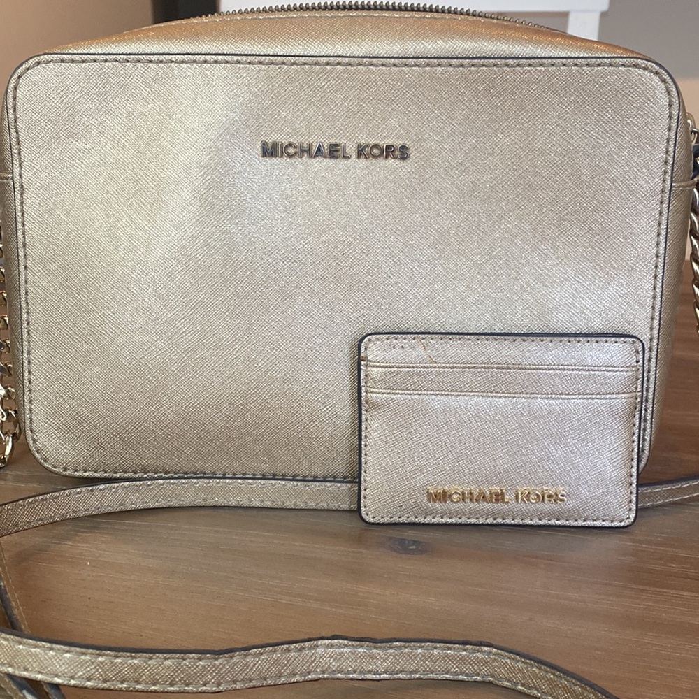 Michael Kors Jet Set Large Gold Metallic Saffiano Leather Crossbody